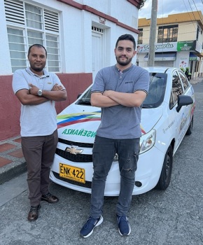 autozuniga-cursos-manejo-licencia-carro-tulua-clases-colombia-auto6